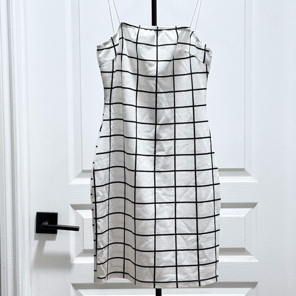 SHEIN Dresses & Skirts - SHEIN White Dress with spaghetti straps.